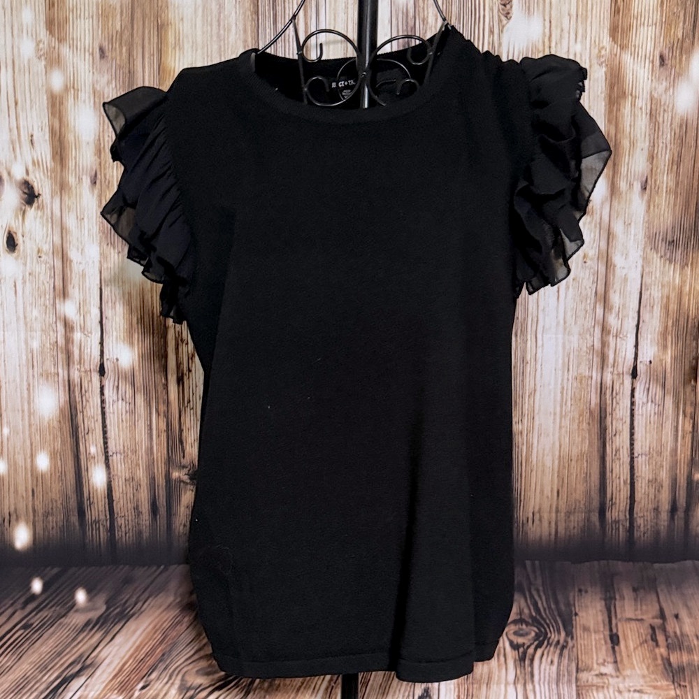 Chic Black Ruffle Sleeve Blouse